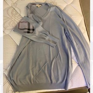 Burberry V-neck long sleeve